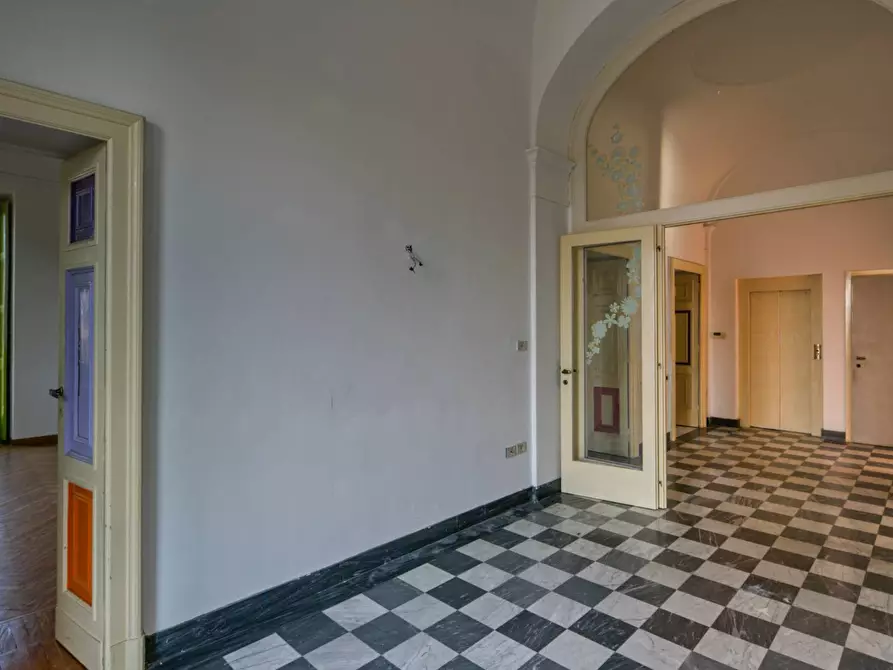 Immagine 13 di Appartamento in vendita  in Strada Superga a Torino