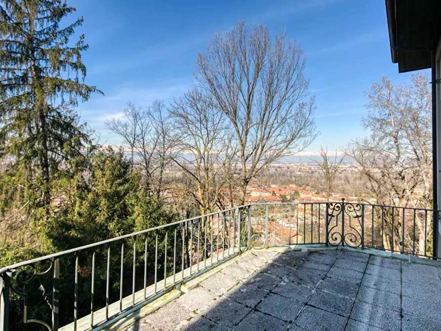 Immagine 15 di Appartamento in vendita  in Strada Superga a Torino