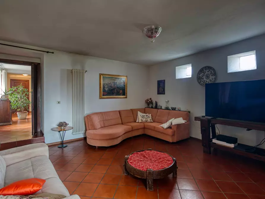 Immagine 8 di Casa indipendente in vendita  in località Vallarone a Asti