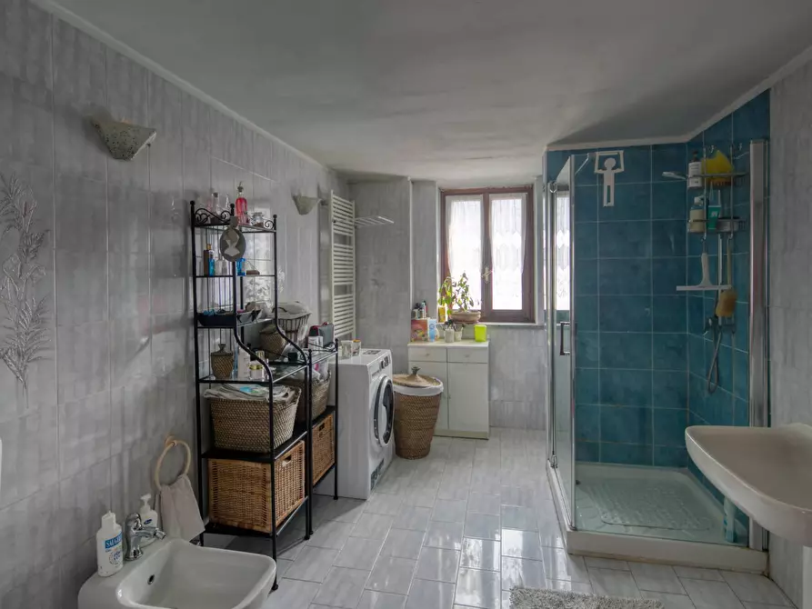 Immagine 12 di Casa indipendente in vendita  in località Vallarone a Asti