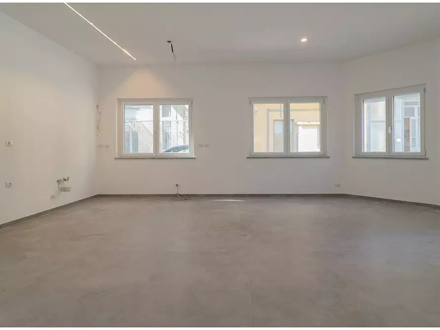 Immagine 4 di Loft/Open space in vendita  in Corso Lecce a Torino