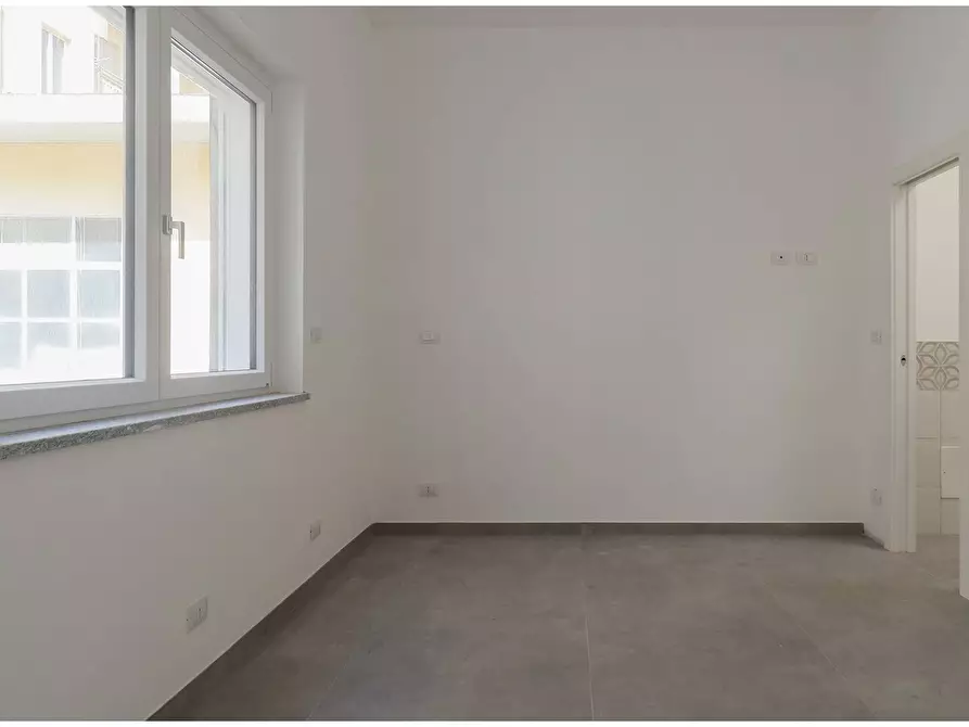 Immagine 16 di Loft/Open space in vendita  in Corso Lecce a Torino