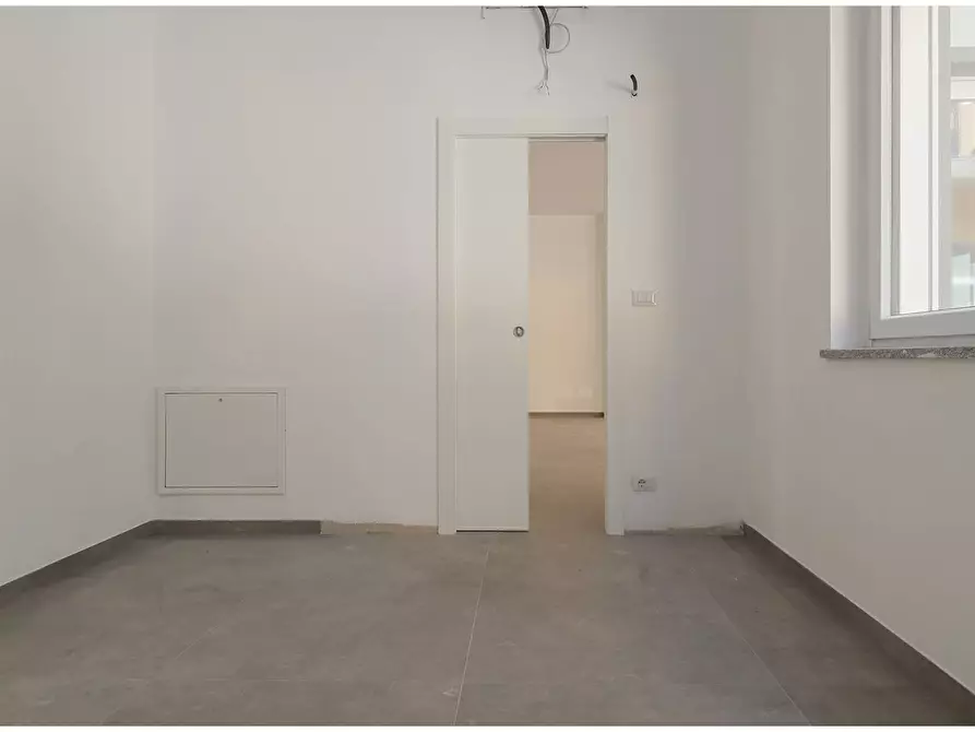 Immagine 20 di Loft/Open space in vendita  in Corso Lecce a Torino