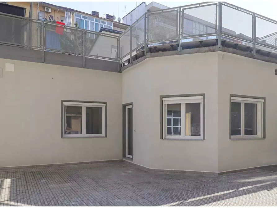 Immagine 3 di Loft/Open space in vendita  in Corso Lecce a Torino