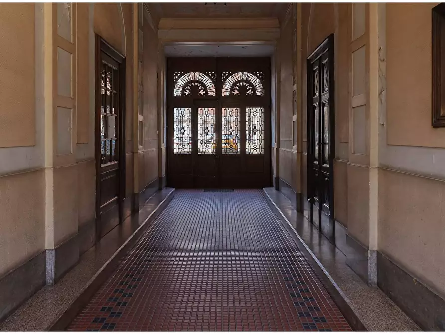 Immagine 2 di Loft/Open space in vendita  in Corso Lecce a Torino