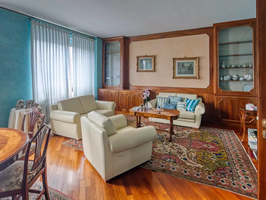 Immagine 1 di Appartamento in vendita  in corso Montecucco a Torino