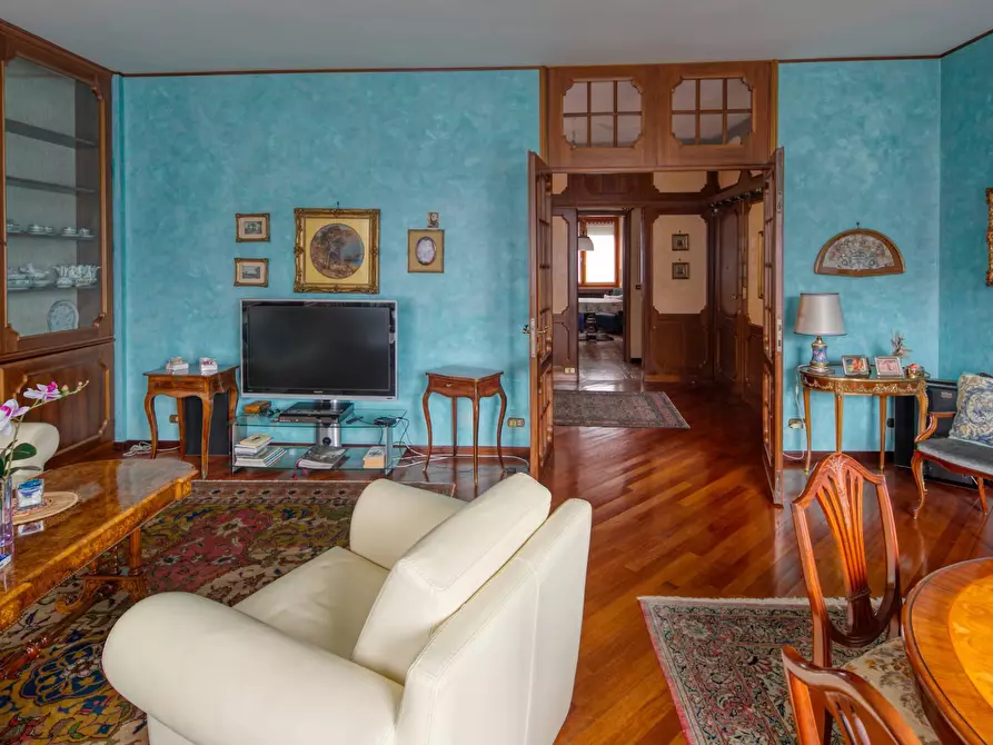 Immagine 3 di Appartamento in vendita  in corso Montecucco a Torino