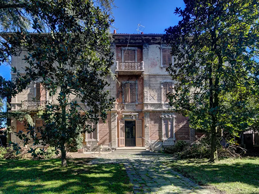 Immagine 3 di Villa in vendita  in Via Graziani a Alessandria
