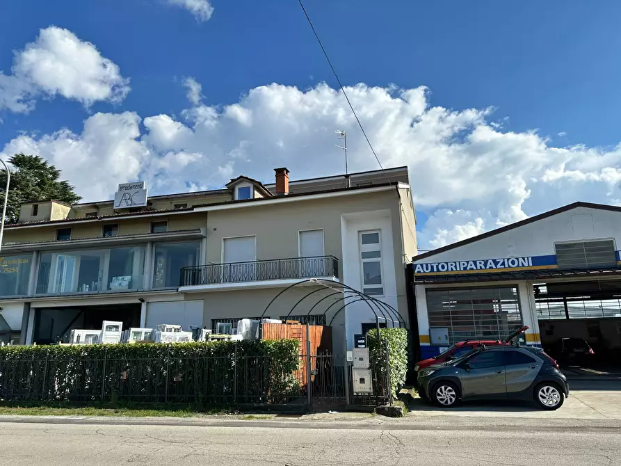 Immagine 23 di Appartamento in affitto  in Via Giuseppe Garibaldi a Carrù