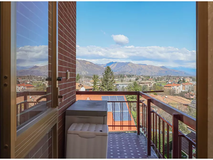 Immagine 2 di Appartamento in vendita  in Via Monte Bianco a Rivoli