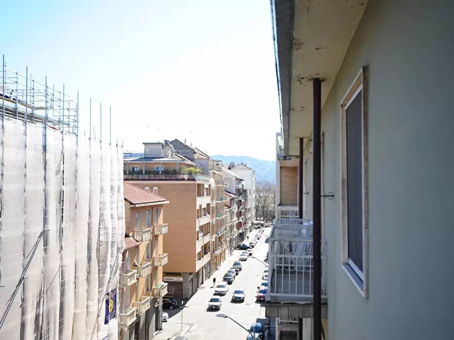 Immagine 14 di Appartamento in vendita  in Via Mombasiglio a Torino
