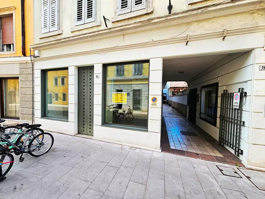 Immagine 5 di Negozio in affitto  in via Garibaldi a Gorizia