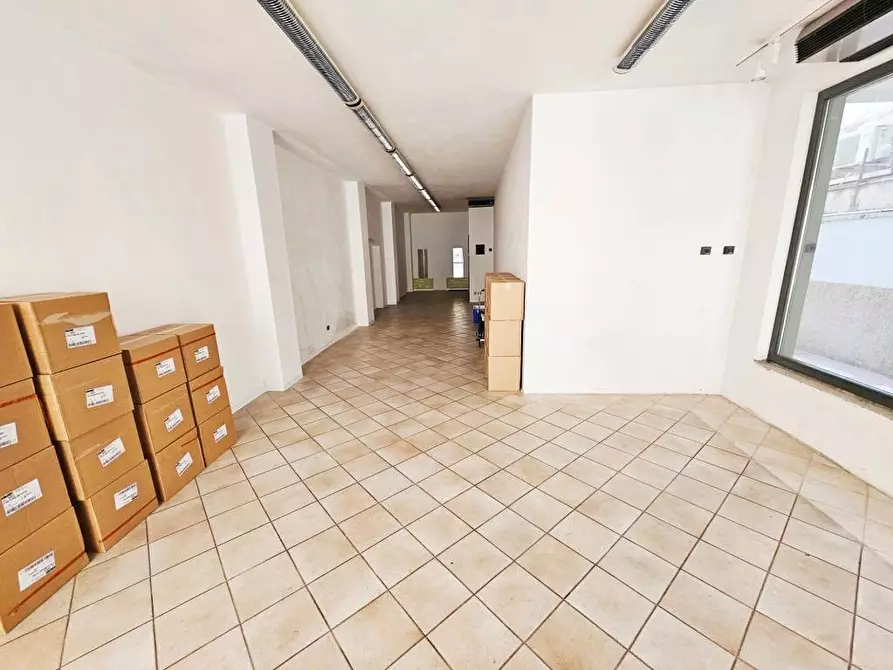 Immagine 3 di Negozio in affitto  in via Garibaldi a Gorizia