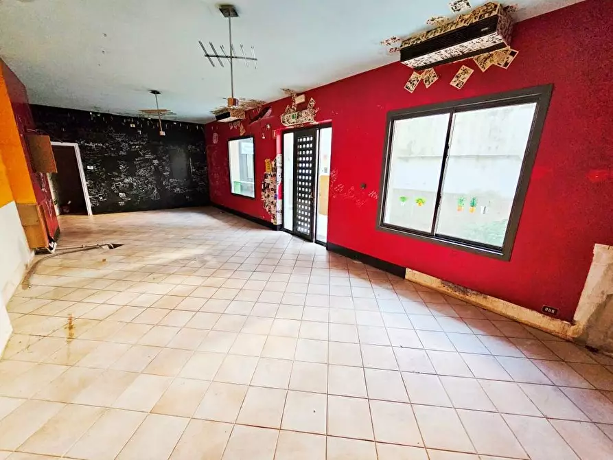 Immagine 8 di Negozio in affitto  in via Garibaldi a Gorizia