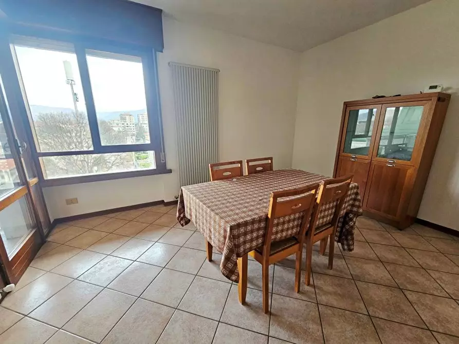 Immagine 8 di Appartamento in vendita  in CORSO ITALIA a Gorizia