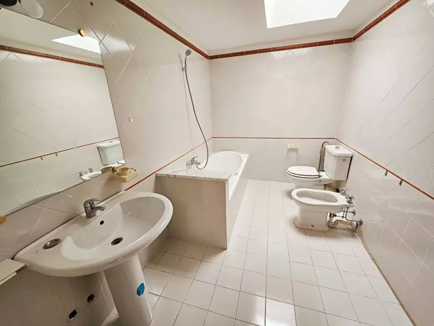 Immagine 20 di Appartamento in vendita  in CORSO ITALIA a Gorizia