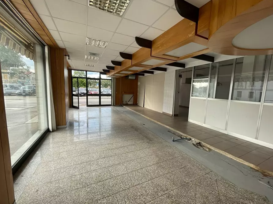 Immagine 4 di Negozio in affitto  in VIA NIZZA a Gorizia