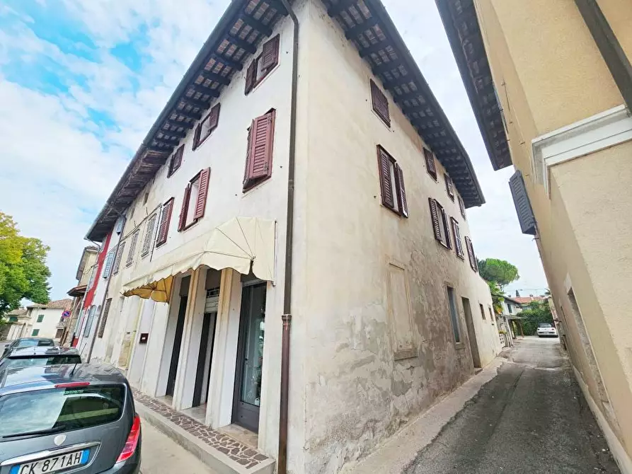 Immagine 2 di Palazzo in vendita  in PIAZZA SAN GIOVANNI a Aquileia