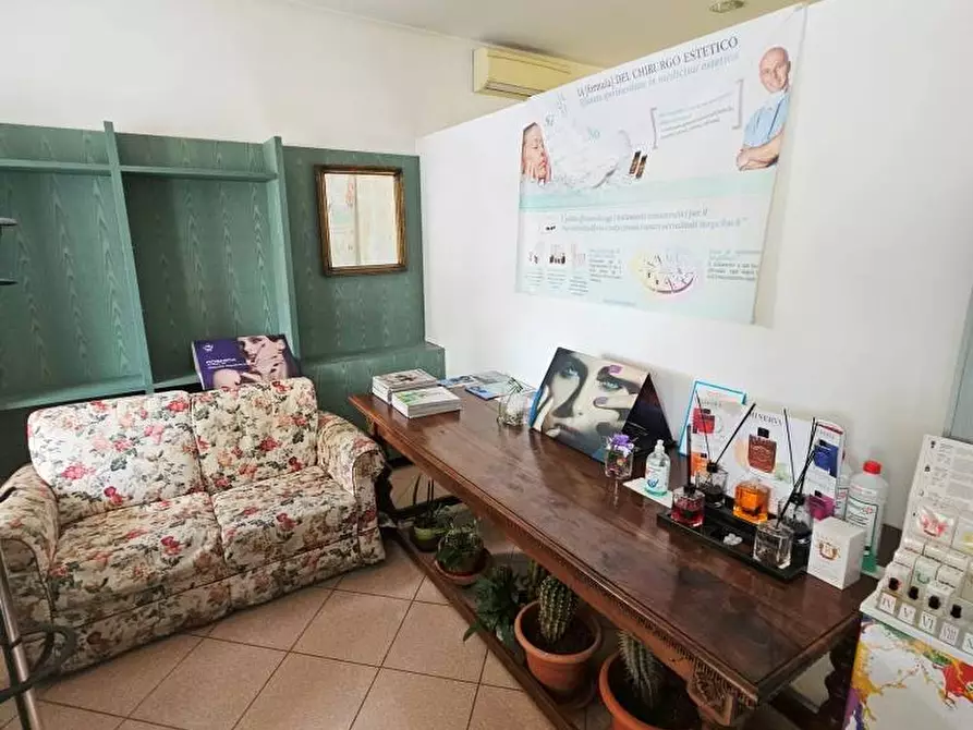 Immagine 10 di Palazzo in vendita  in PIAZZA SAN GIOVANNI a Aquileia