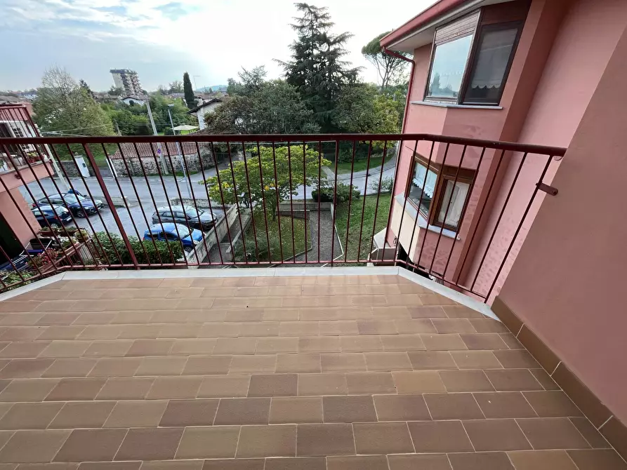 Immagine 3 di Appartamento in vendita  in via CONTI ZUCCO a Cormons