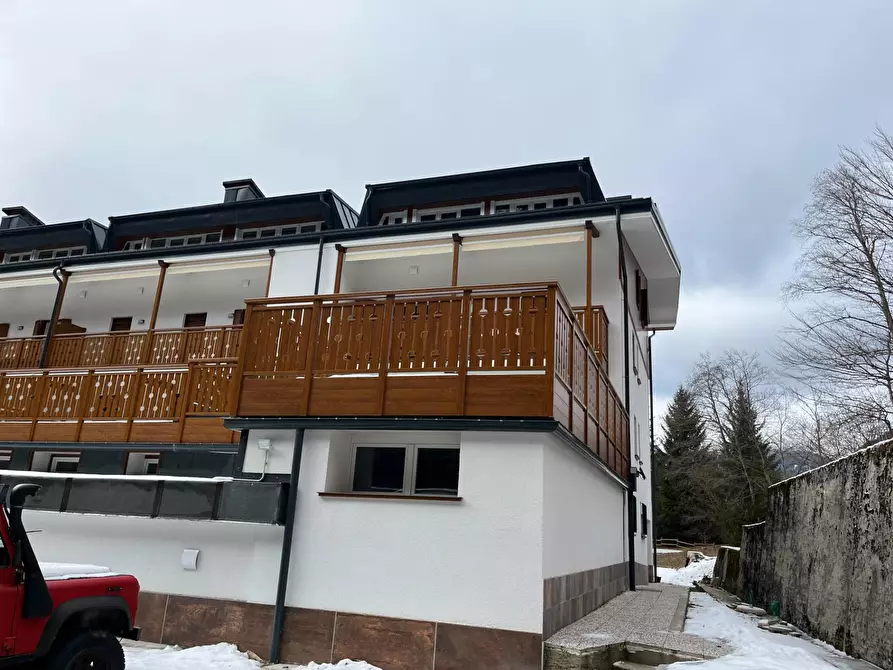 Immagine 1 di Appartamento in vendita  in via frassinella a Tarvisio