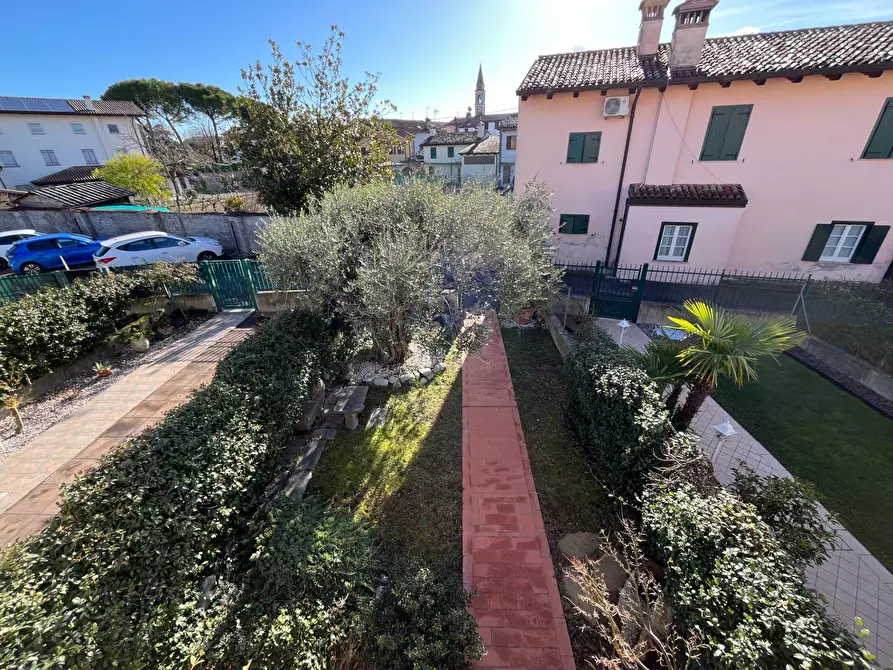 Immagine 16 di Villetta a schiera in vendita  in VIA UDINE a San Lorenzo Isontino