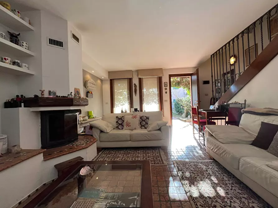 Immagine 9 di Villetta a schiera in vendita  in VIA UDINE a San Lorenzo Isontino