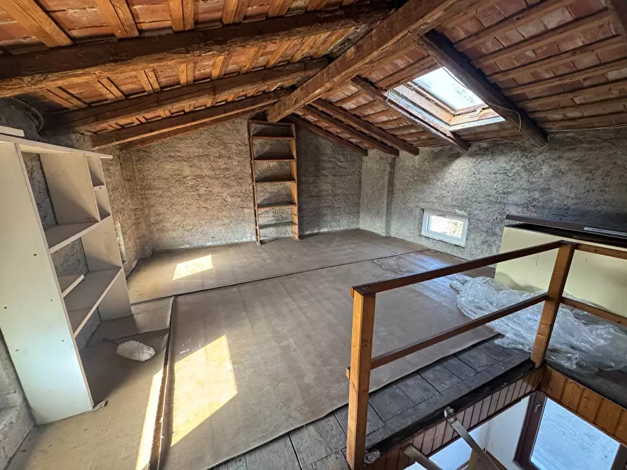 Immagine 12 di Palazzo in vendita  in VIA BRIGATA RE a Gorizia