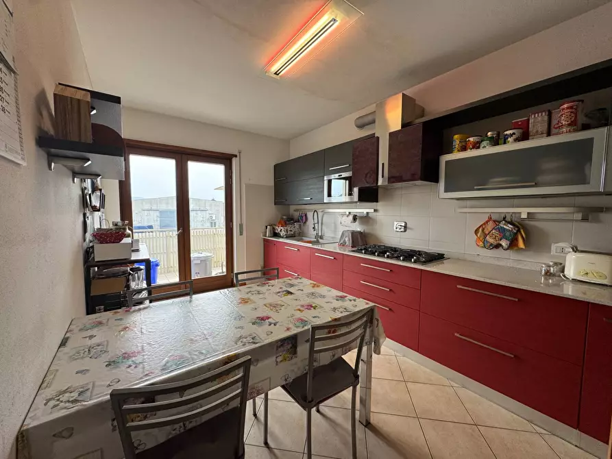 Immagine 7 di Appartamento in vendita  in via Trieste a Gorizia