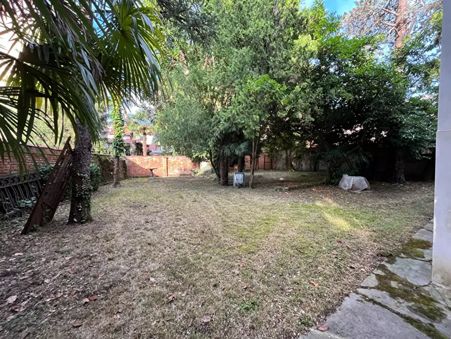 Immagine 3 di Villa in vendita  in VIA CANOVA a Gorizia