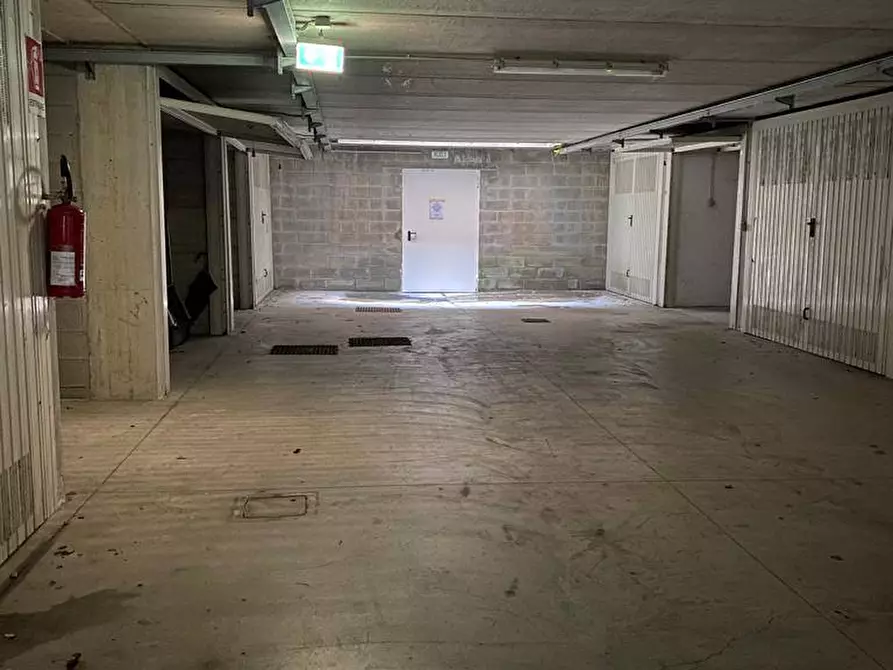 Immagine 7 di Box auto in vendita  in Via degli alpini a Merate