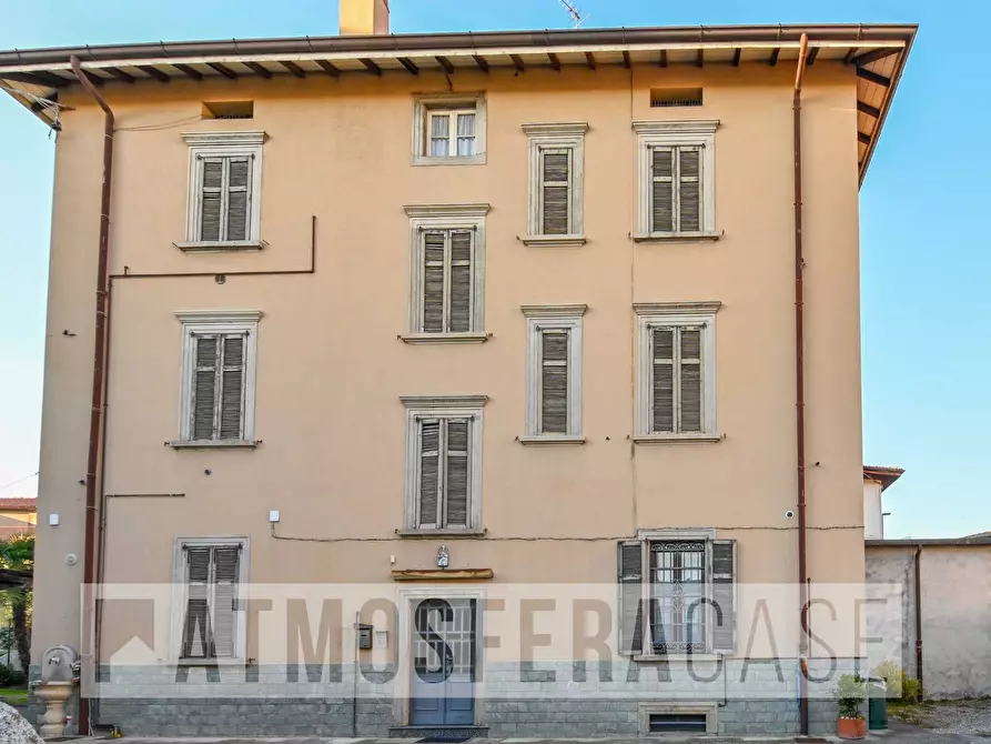 Immagine 1 di Appartamento in vendita  in via Edmondo De Amicis a Curno