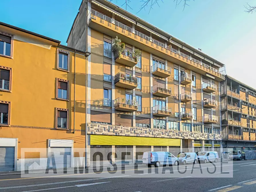Immagine 21 di Appartamento in vendita  in VIA FRIZZONI a Bergamo