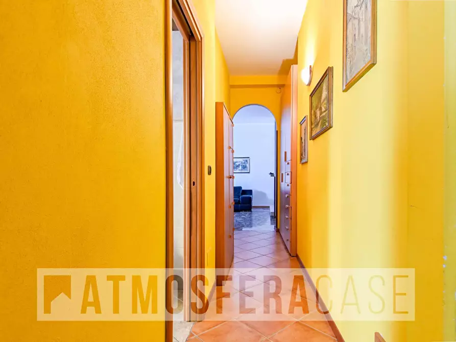 Immagine 8 di Appartamento in vendita  in Via Santa vincenza Gerosa a Bergamo