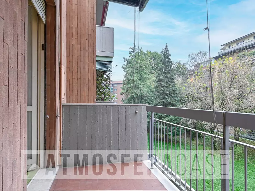 Immagine 10 di Appartamento in vendita  in Via Giosue' Carducci a Bergamo