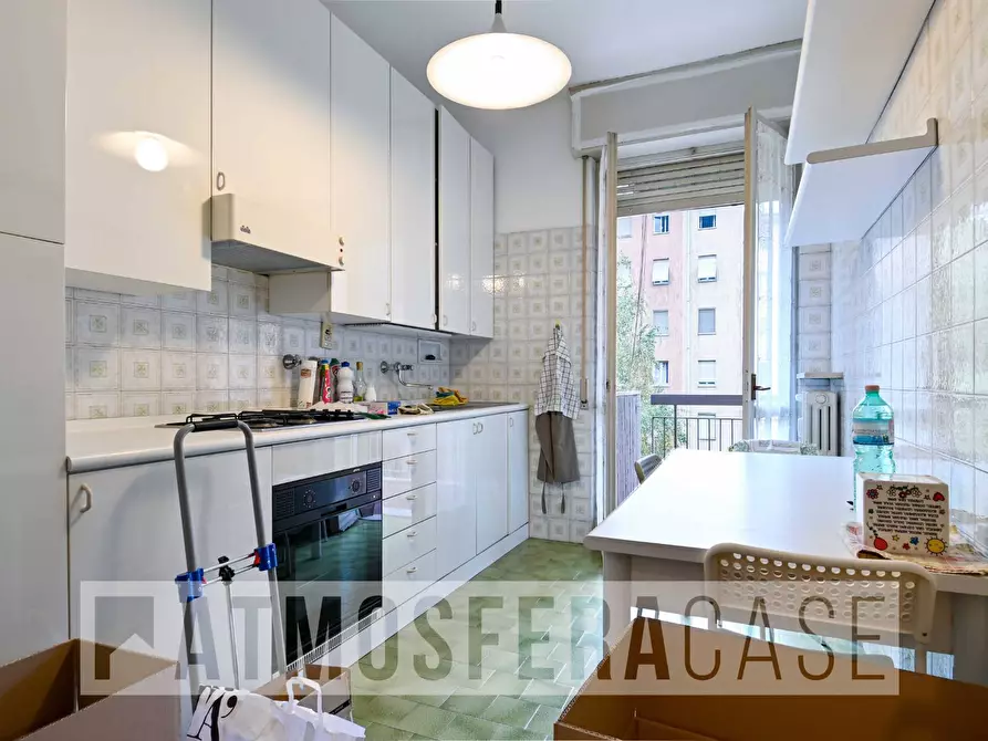 Immagine 9 di Appartamento in vendita  in Via Giosue' Carducci a Bergamo