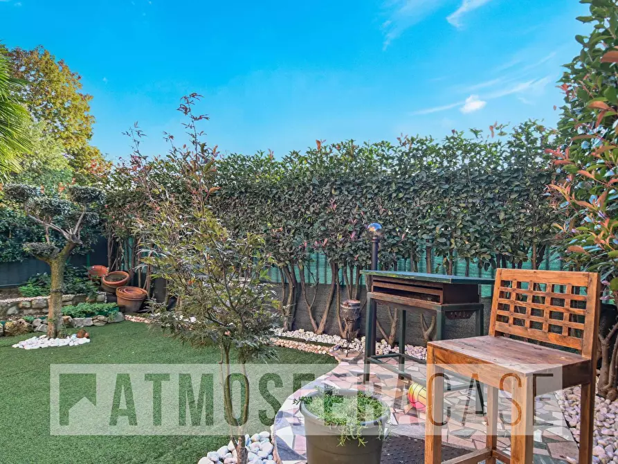 Immagine 8 di Appartamento in vendita  in Via Pizzo Recastello a Bergamo