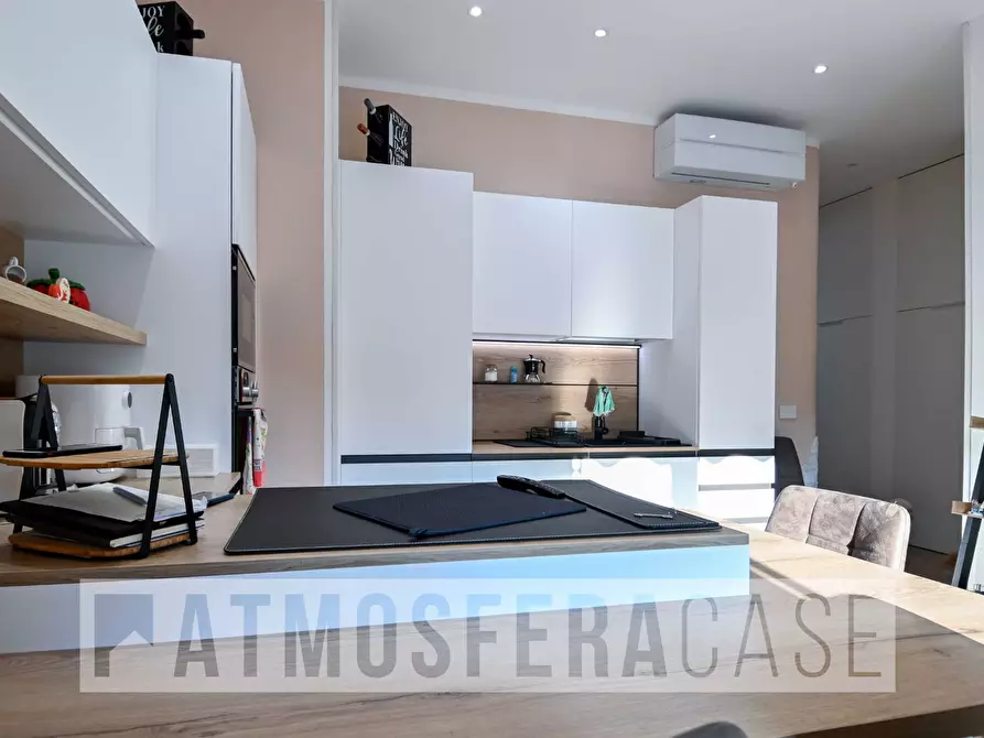 Immagine 3 di Appartamento in vendita  in Via Pizzo Recastello a Bergamo