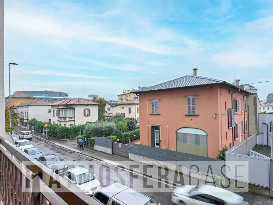 Immagine 11 di Appartamento in vendita  in Via Filippo Corridoni a Bergamo
