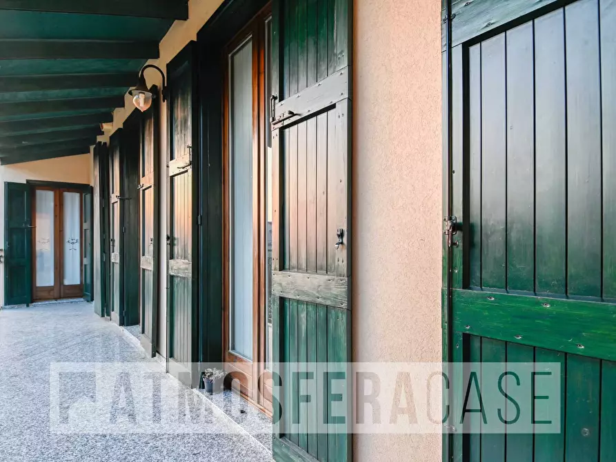 Immagine 10 di Appartamento in vendita  in Via Trento a Bottanuco