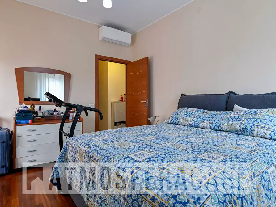 Immagine 14 di Appartamento in vendita  in Via Vittore Ghislandi a Bergamo