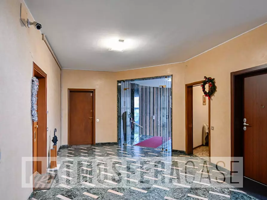 Immagine 20 di Appartamento in vendita  in Via Vittore Ghislandi a Bergamo