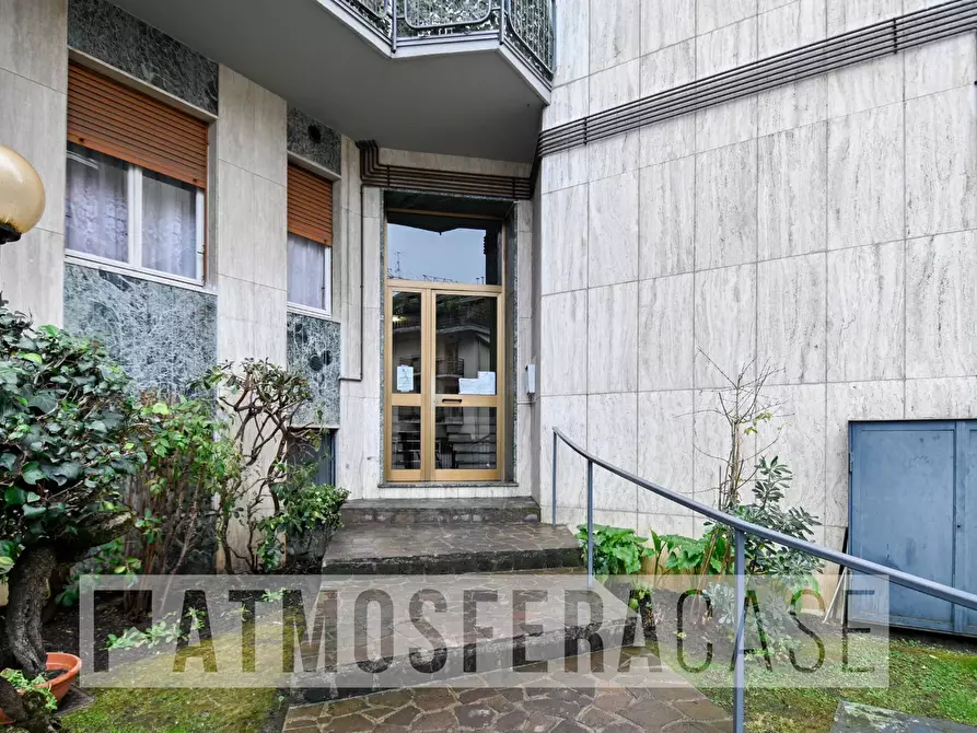 Immagine 21 di Appartamento in vendita  in Via Vittore Ghislandi a Bergamo