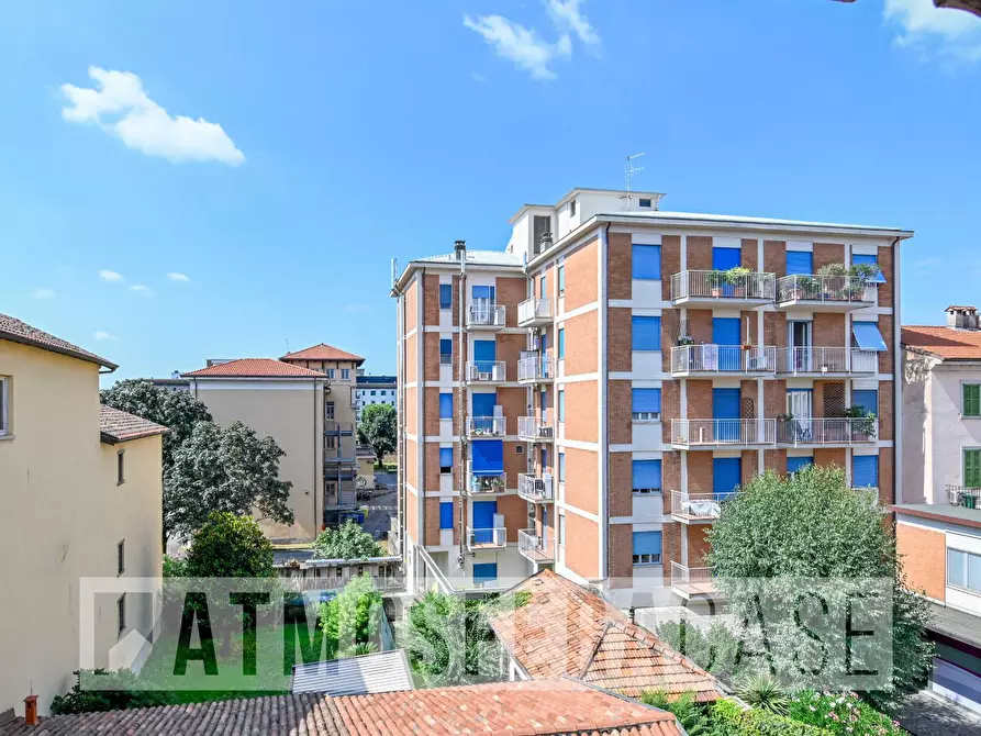 Immagine 17 di Appartamento in vendita  in Via Borgo Palazzo a Bergamo