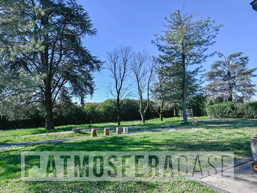 Immagine 21 di Villa in vendita  in VIA ROMA a Treviglio
