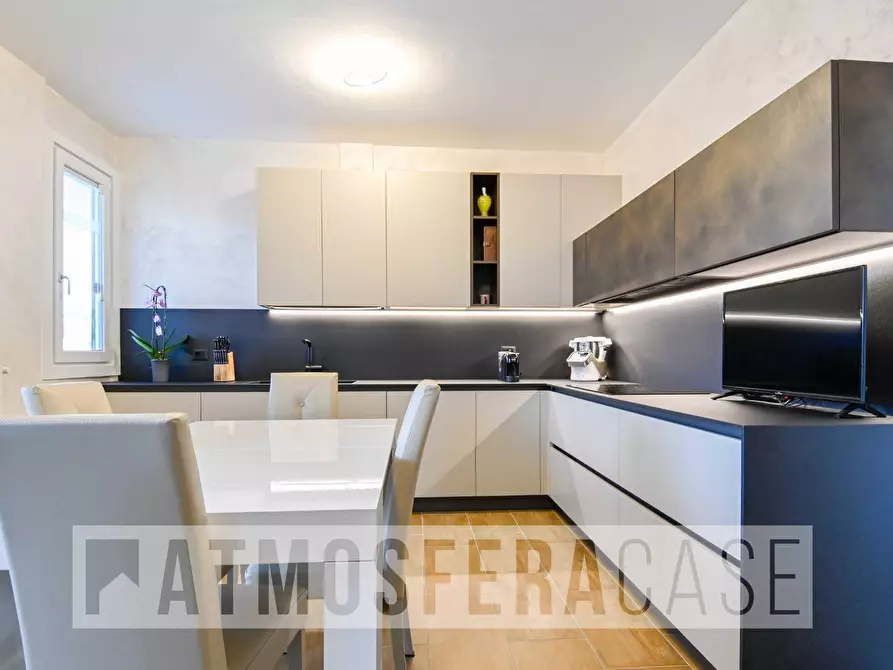 Immagine 5 di Appartamento in vendita  in Via Amerigo Vespucci a Grassobbio