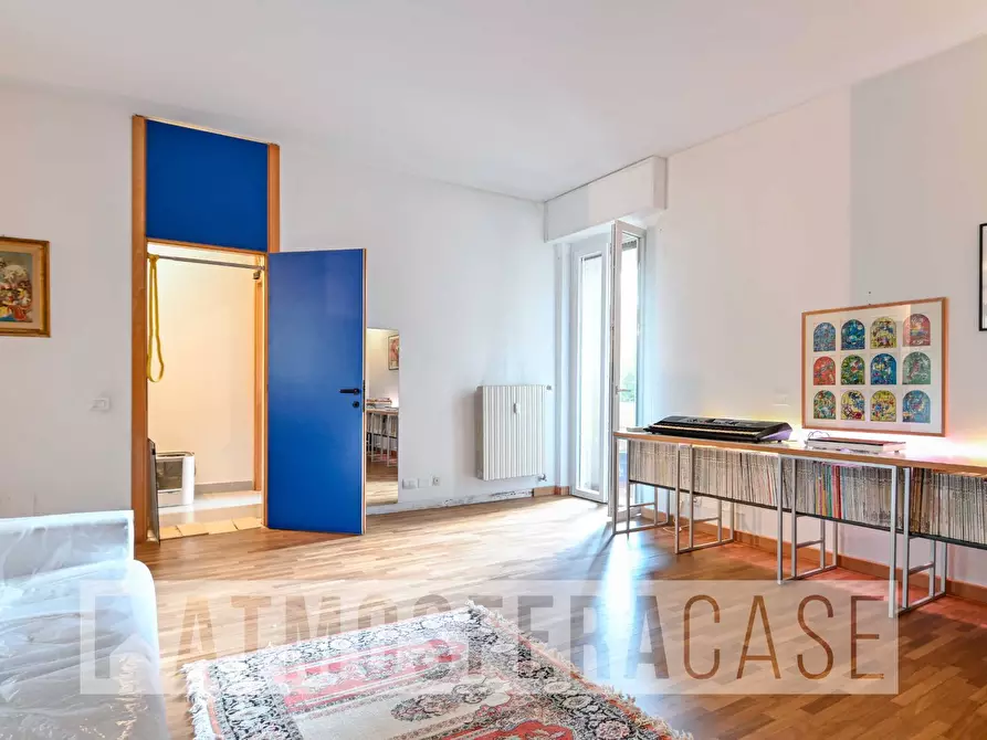 Immagine 8 di Appartamento in vendita  in Via Giulio Crescenzi a Bergamo