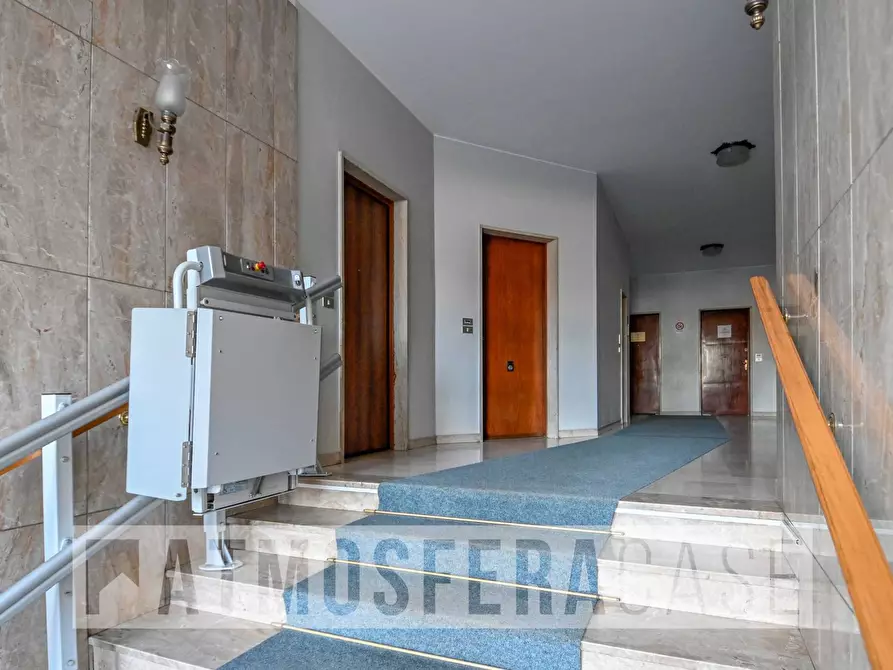 Immagine 13 di Appartamento in vendita  in Via Giulio Crescenzi a Bergamo