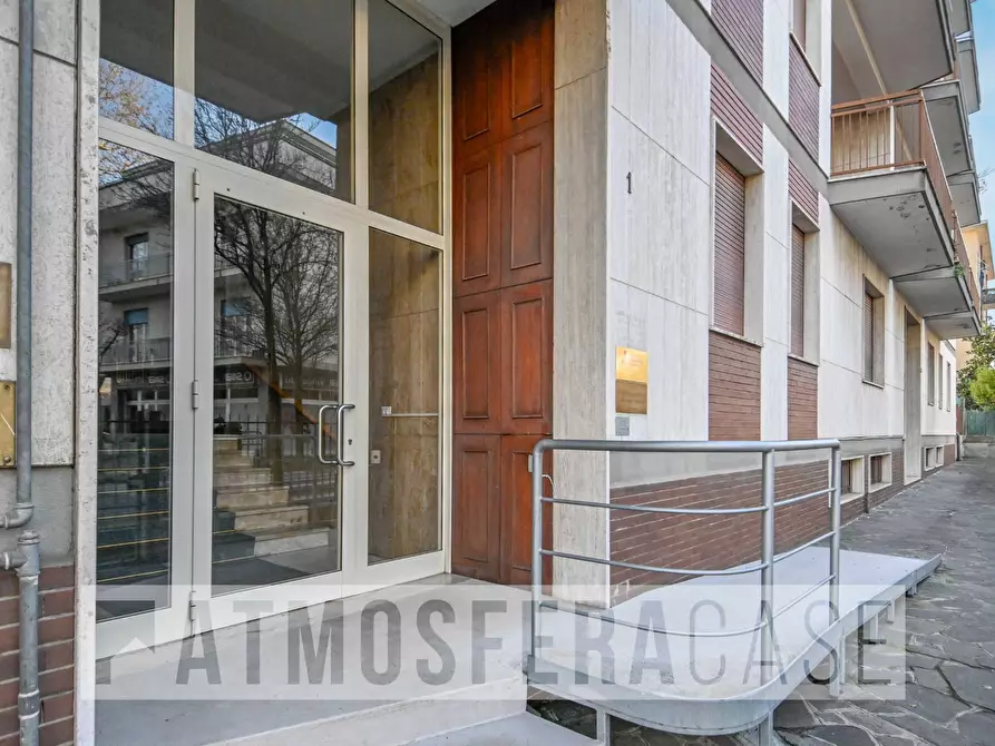 Immagine 3 di Appartamento in vendita  in Via Giulio Crescenzi a Bergamo