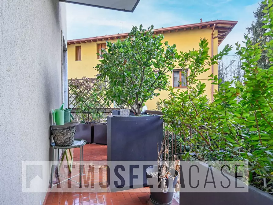 Immagine 17 di Appartamento in vendita  in Via Giulio Crescenzi a Bergamo